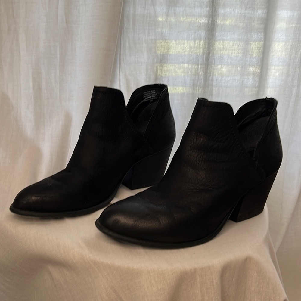 Leather Suede Steve Madden Booties, Size 9.5